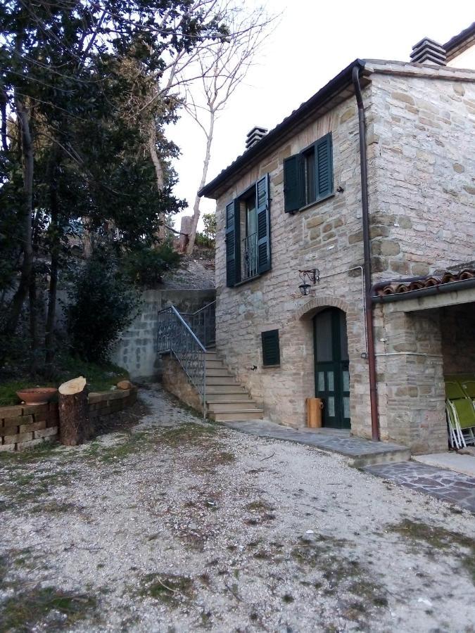 B&B La Casa Nel Bosco Frontone Exterior foto